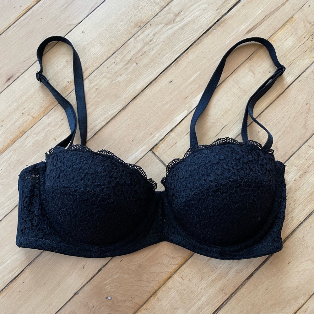 Black convertible bra